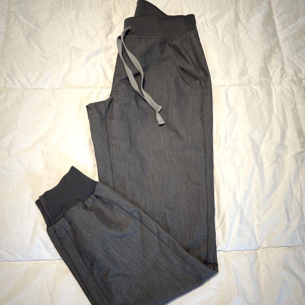 FIGS Zamora Jogger Scrub Pants Graphite XS